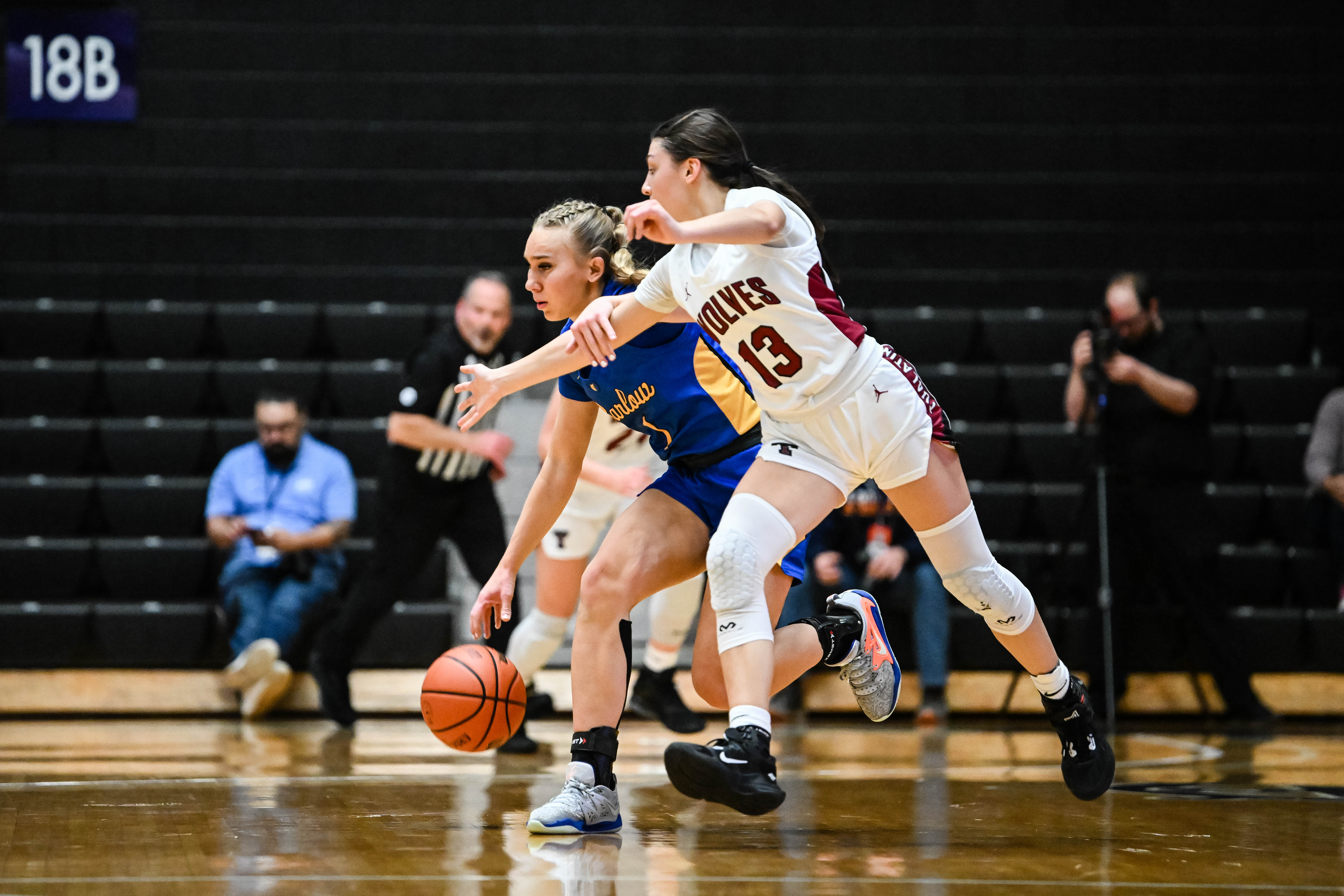 Barlow Tualatin 6A Oregon girls basketball quarterfinal Naji Saker -57